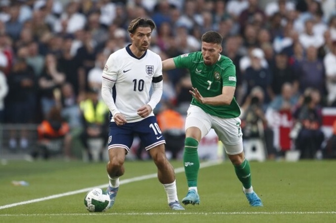 Grealish hoàn thành xuất sắc vai số 10 ở ĐT Anh trong chiến thắng trước Ireland